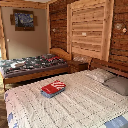 Delta 5, 2-bedroom, 3 Bed, Free Wifi *