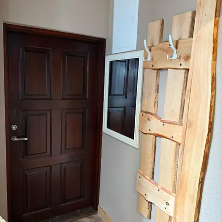 アパート Delta 5, 2-bedroom, 3 Bed, Free Wifi *